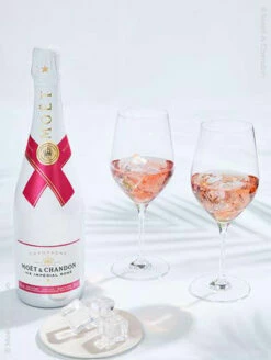 Moët & Chandon Ice Impérial Rosé Ein Karton Mit 6 Flaschen (75cl)